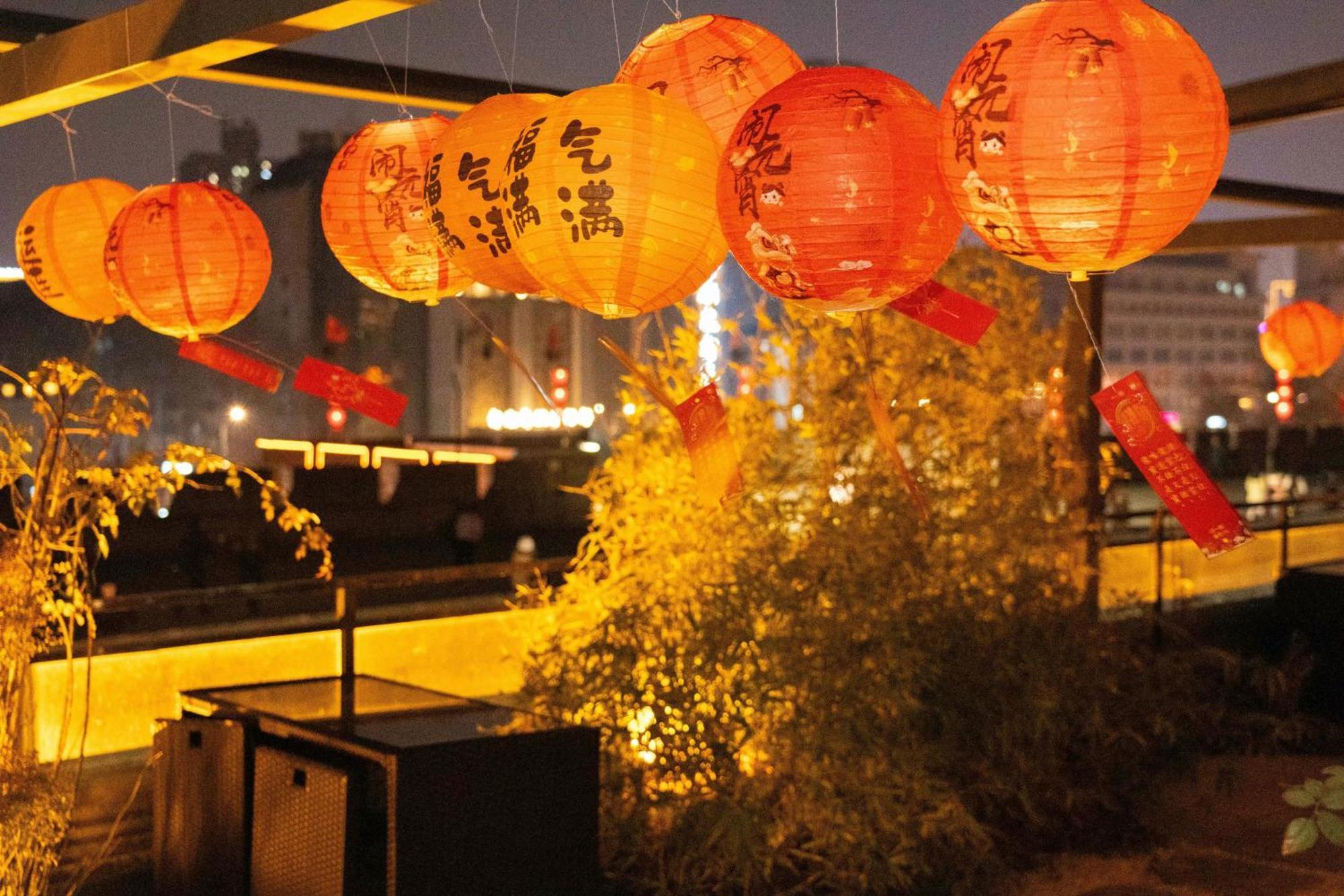 Honglu Garden Hotel Xi'An Bell And Drum Tower Huimin Street Store Exterior photo